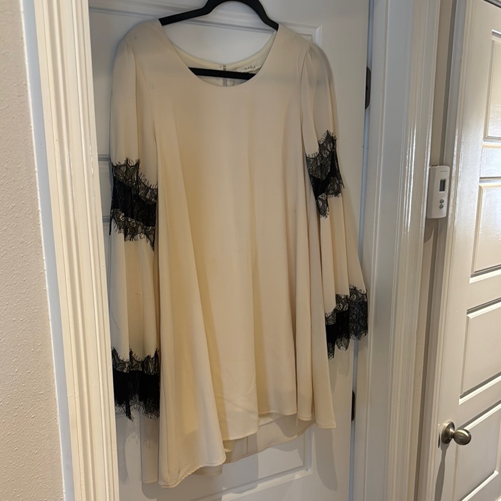ILLA ILLA Dress with Black Lace Accents